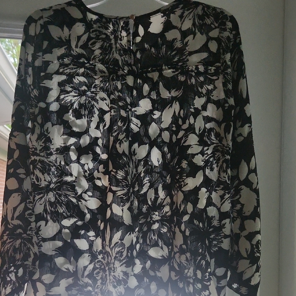 Floral Black and White Women's Top